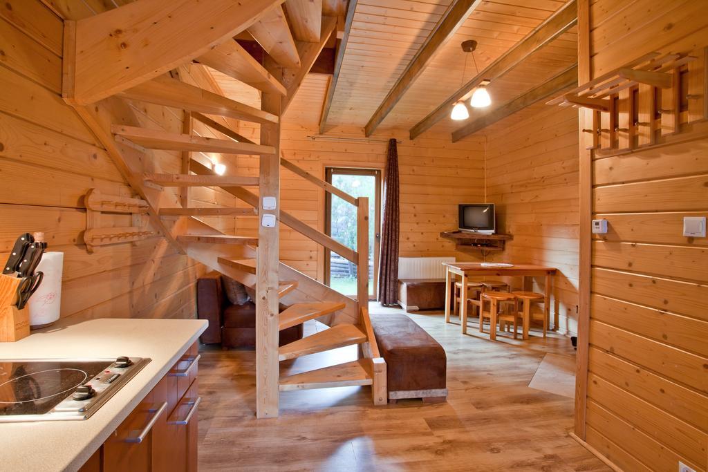 Villa Domek Z Kominkiem W Krynicy à Krynica-Zdrój Extérieur photo