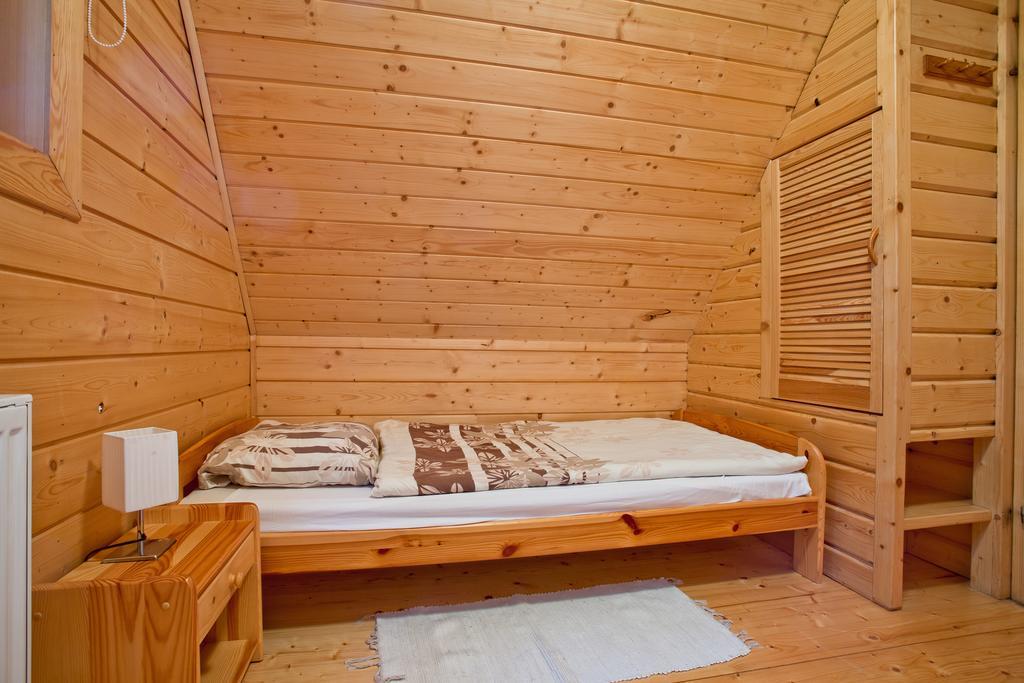 Villa Domek Z Kominkiem W Krynicy à Krynica-Zdrój Extérieur photo